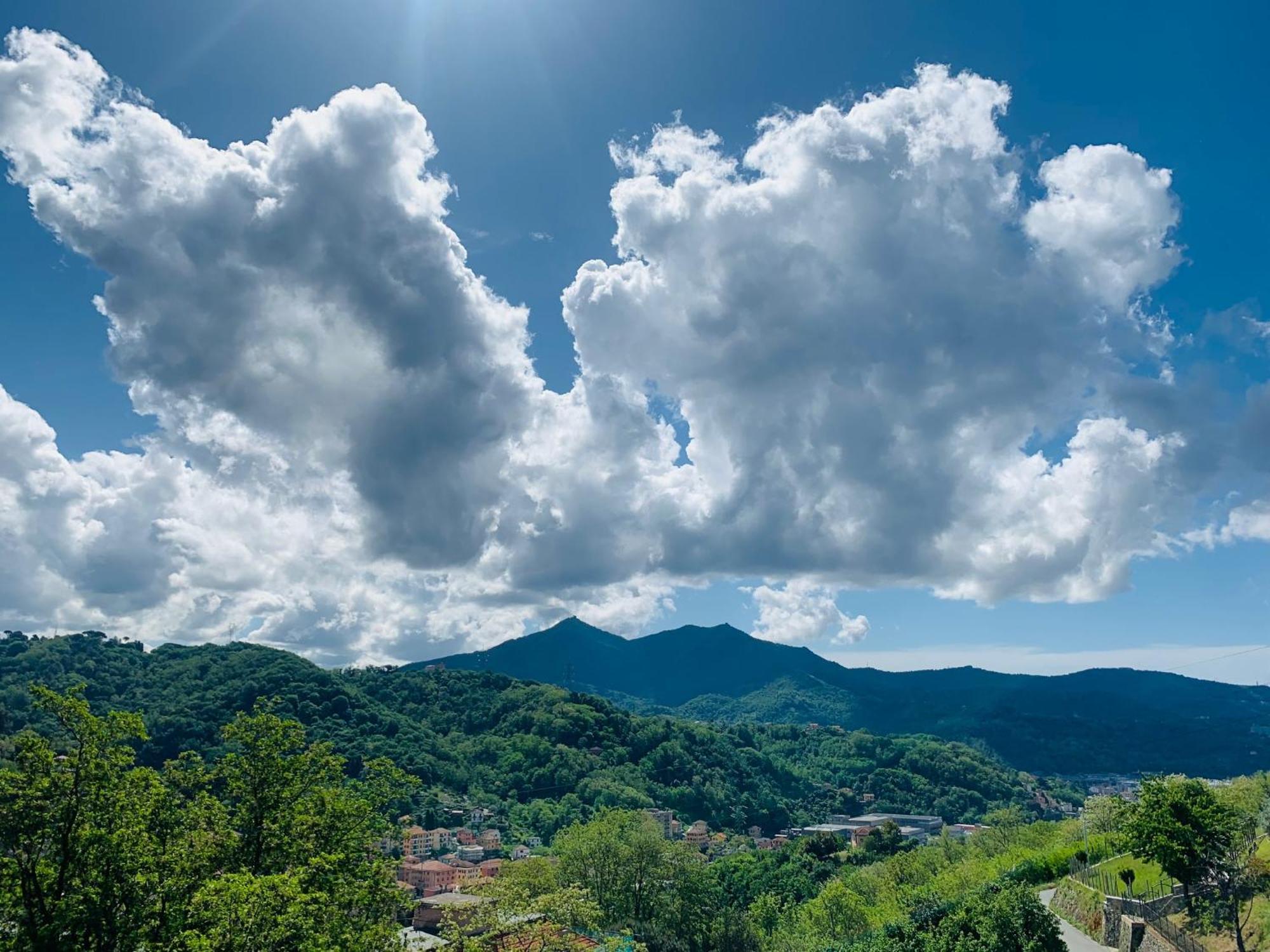 Le Stanze Del Brigante Panzió Genova Kültér fotó